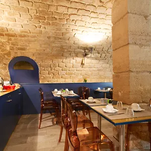 Hotel Trianon Gare De Lyon ***